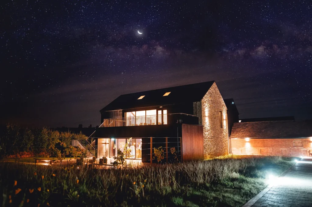 crumplebury-at-night-che-birch-hayes-photography